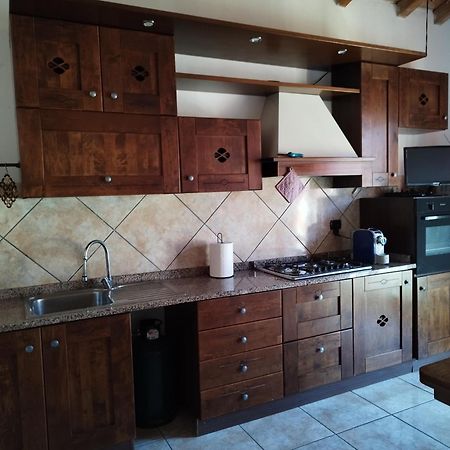 B&B I Ghiri Canzo Εξωτερικό φωτογραφία